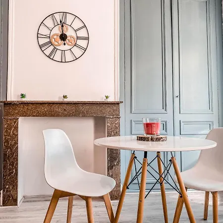* The Gold Time * Confort * Centre-ville Appartement *