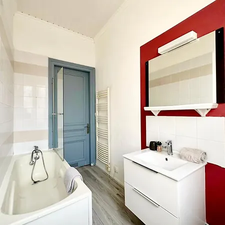 * The Gold Time * Confort * Centre-ville * Calais